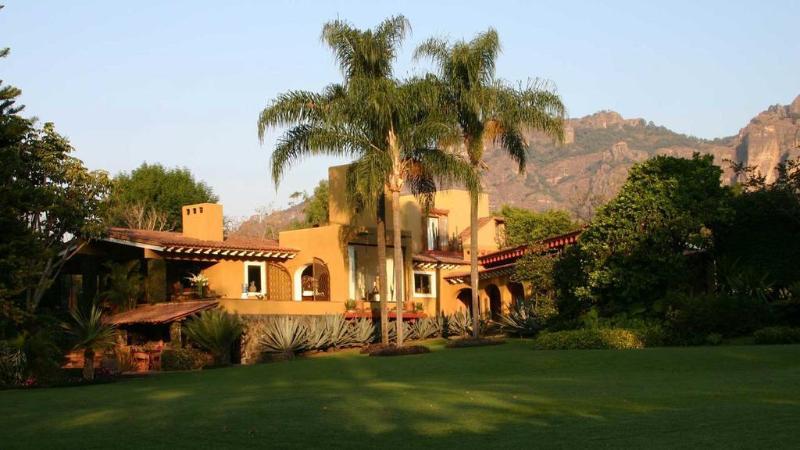 Amomoxtli Ξενοδοχείο Tepoztlan Εξωτερικό φωτογραφία